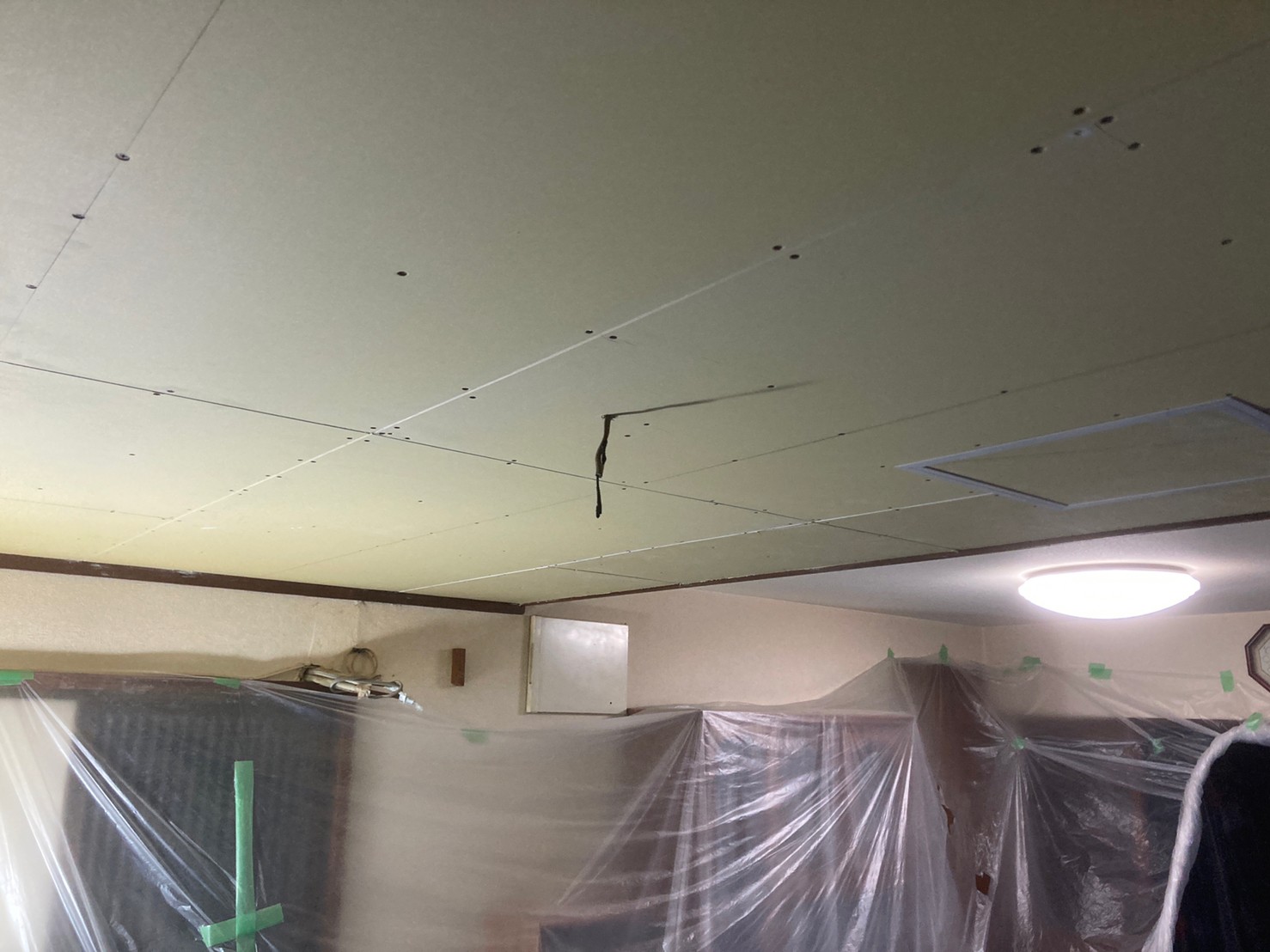 雨漏り内装工事